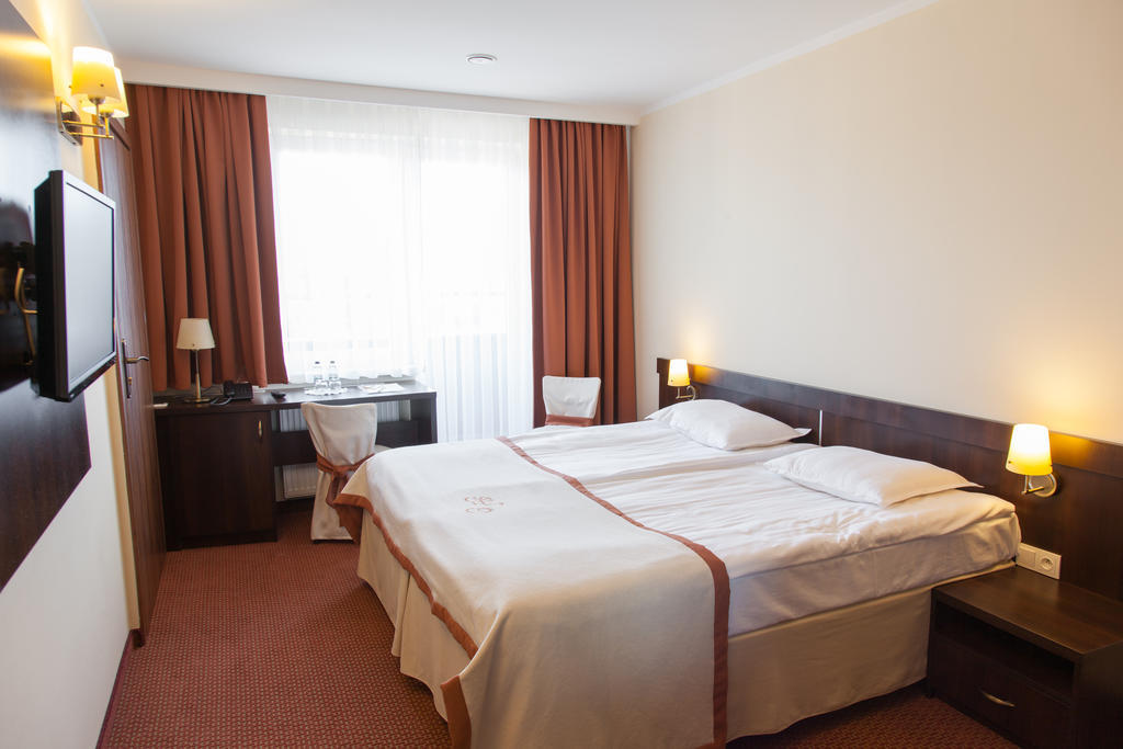 Hotel Ostrawa Водзіслав-Шльонскі Екстер'єр фото